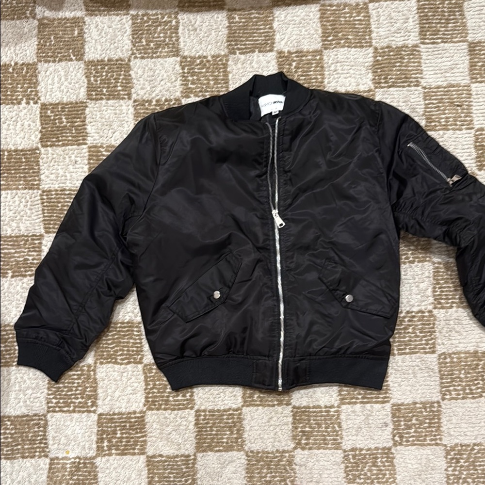 NWOT FASHION NOVABlack Bomber Jacket M